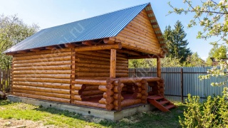 Баня 5×4 с рубленой террасой, 30 м²