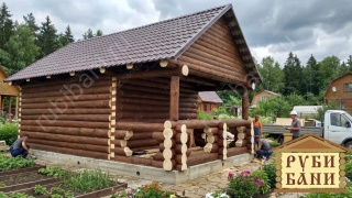 Баня 5×4 с рубленой террасой, 30 м²